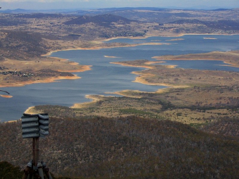 Lake Jindabyne from Kalkite Mtn.jpg
