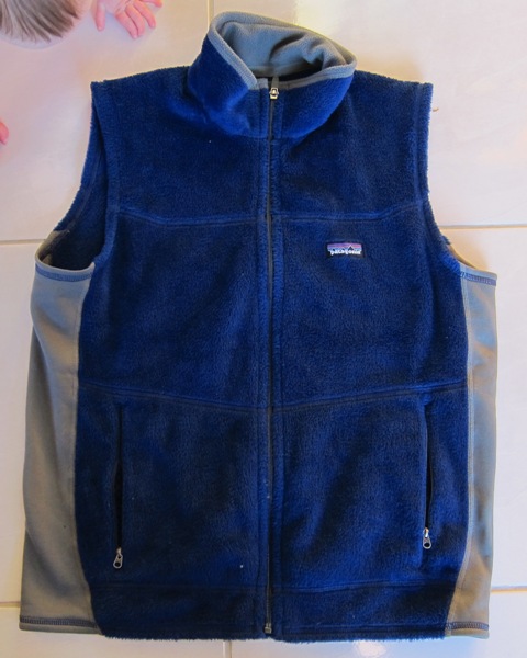 R2 Vest.JPG