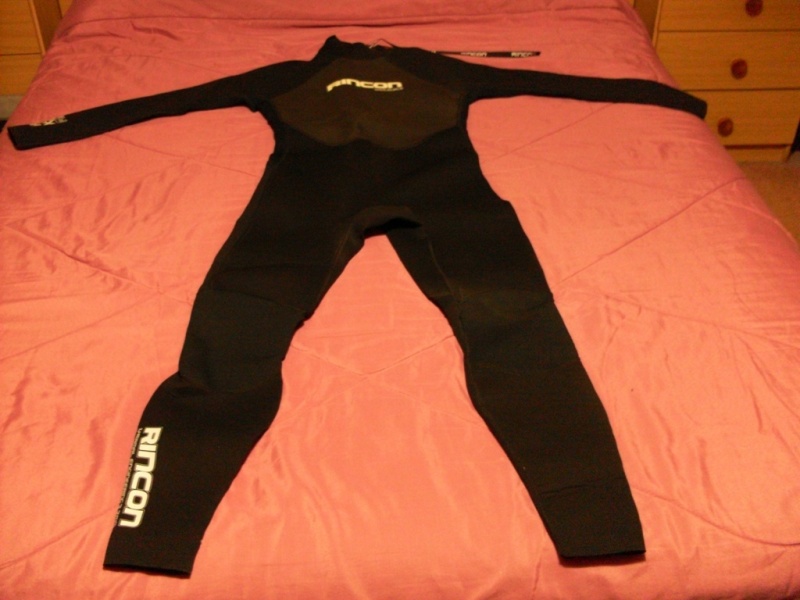 Wetsuit1.JPG