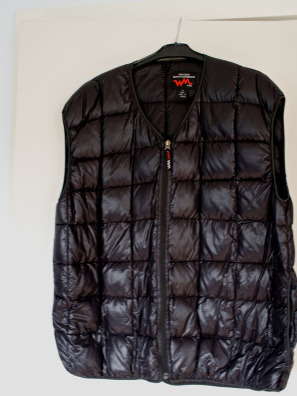 WM Flash Vest Front s.jpg