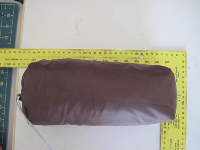 Square bottom stuff sack 049_640x480.JPG