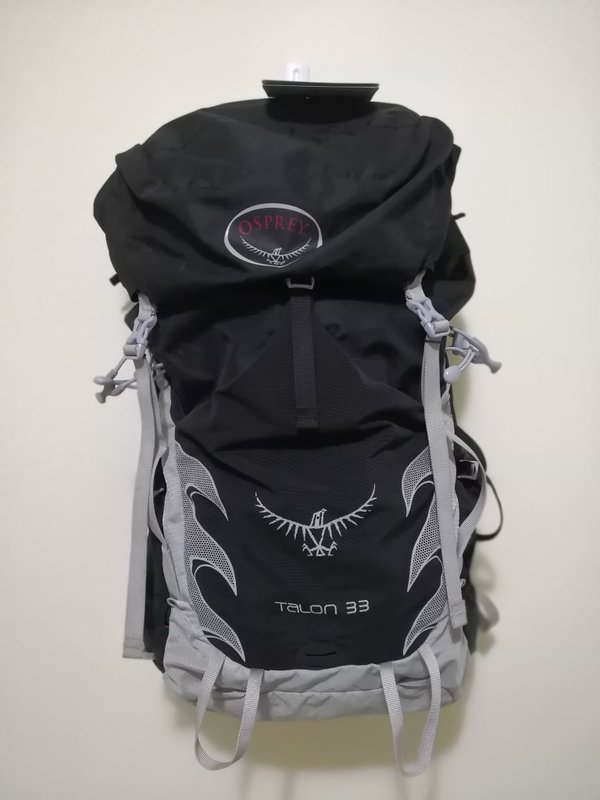 Osprey Talon 33 Front.jpg