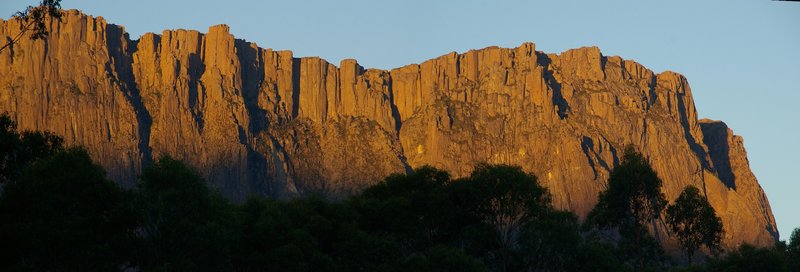 Cliffs.JPG