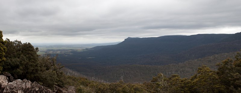 Mersey Valley & Mother Cumming - Pano1-1280.JPG